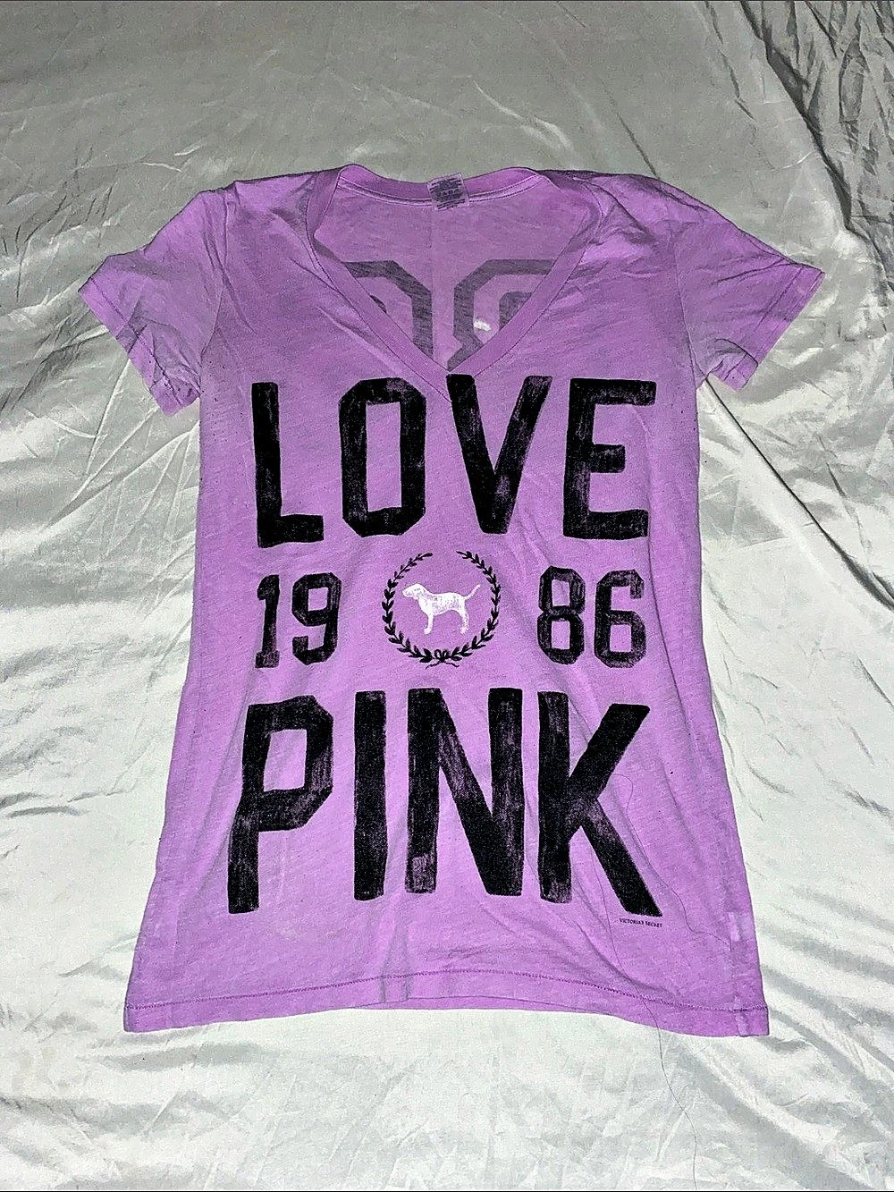Victoria's Secret PINK Love PINK 1986 V-Neck Tee in Pink